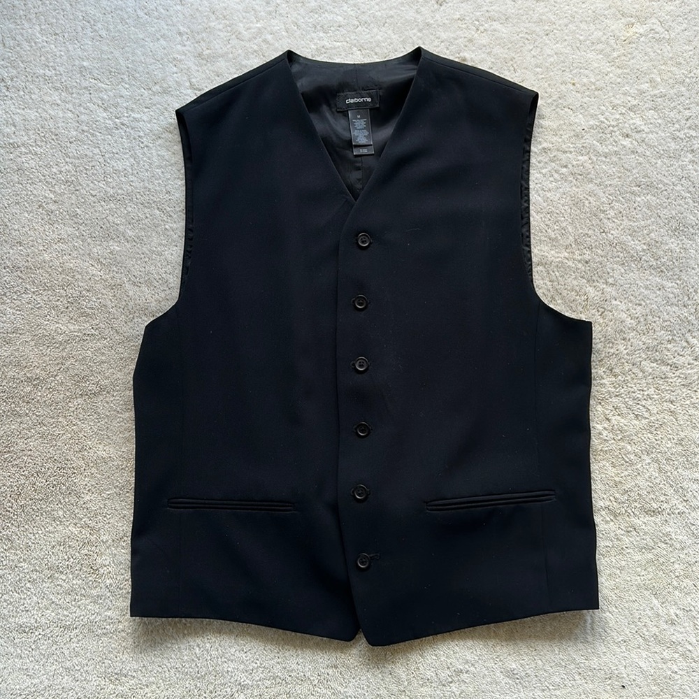 Classic 6 button black Claiborne vest, size M. In great condition, worn once!